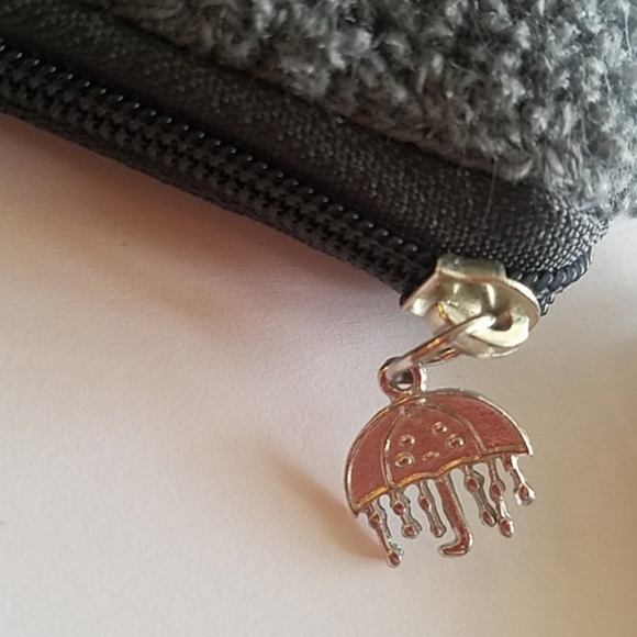 Cute Kawaii Rainy day umbrella with face purse wristlet - Picture 3 of 5